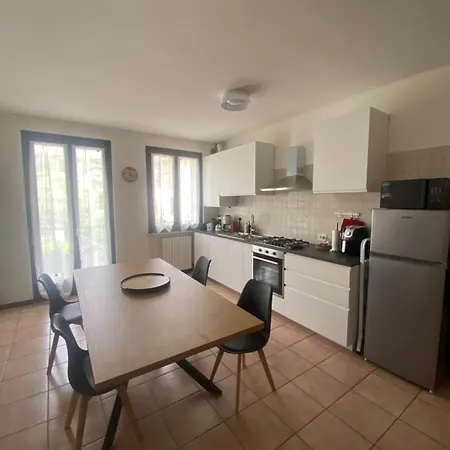Gardasweethome Apartment