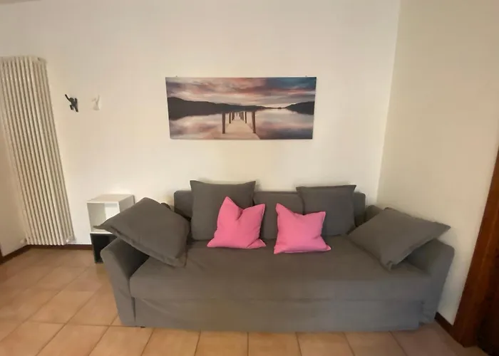 Gardasweethome شقة